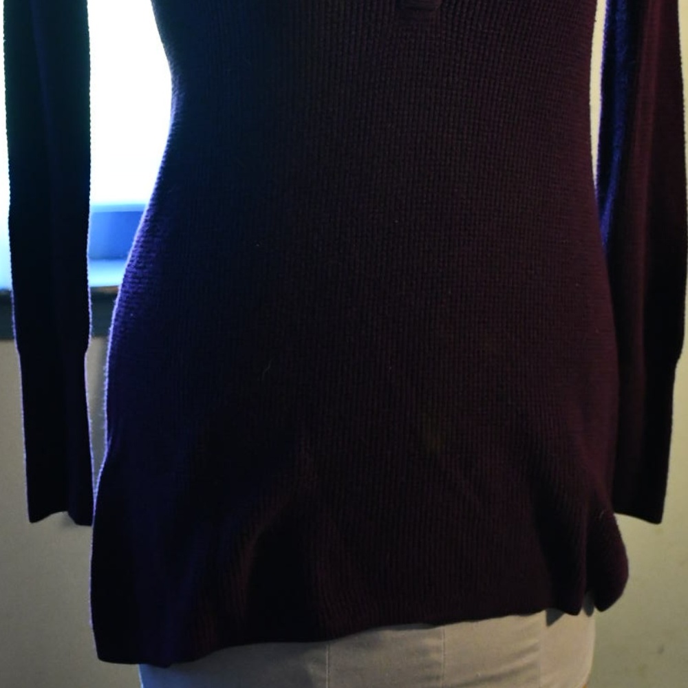 Sweater - Picture 2 of 4